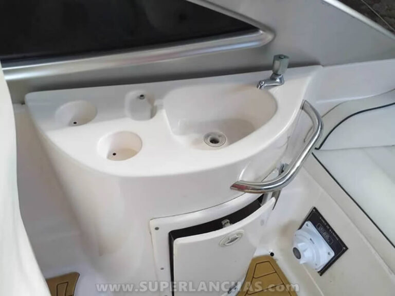 00012-FS-210-CABIN-03
