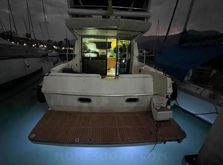 7450ferretti43_08-1