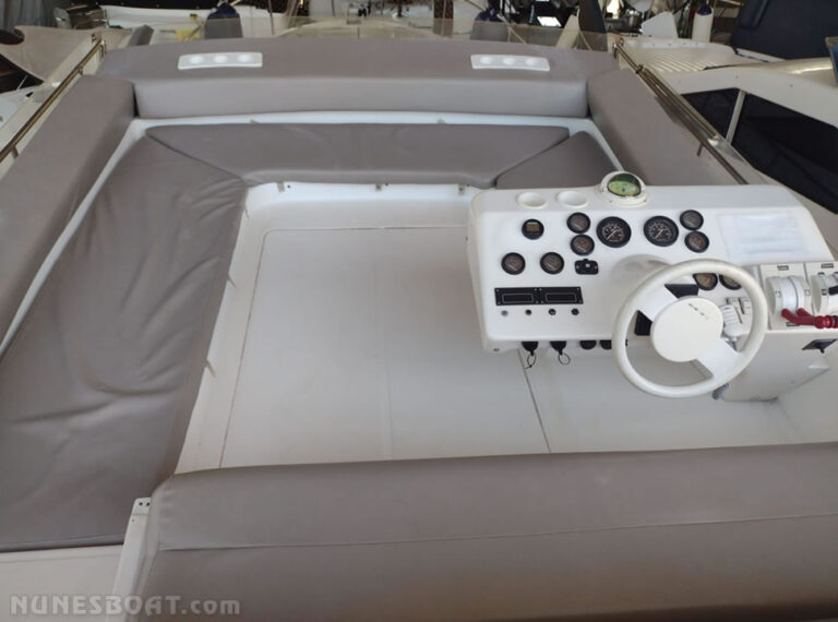 7600intermarine440_06